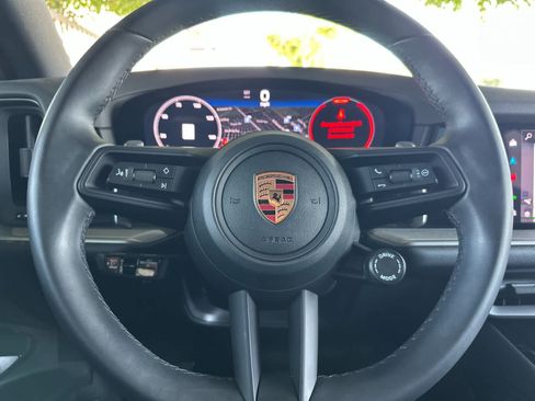 Certified 2026 Porsche Cayenne AWD/4WD image 27