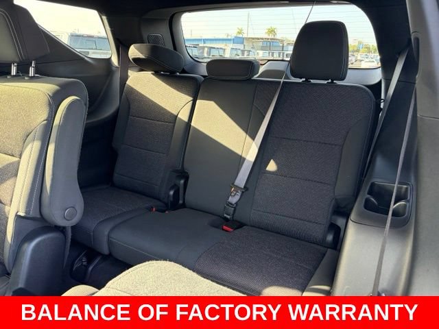 Certified 2025 Chevrolet Traverse LT AWD/4WD image 16