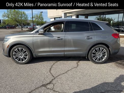 Used 2017 Lincoln MKX Reserve w/ Lincoln MKX Climate Package image 7