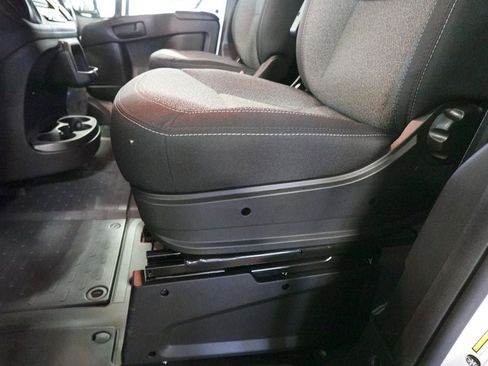 New 2024 RAM ProMaster 2500 w/ Quick Order Package 22G SLT image 10