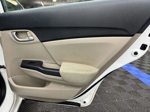 Used 2013 Honda Civic LX image 7