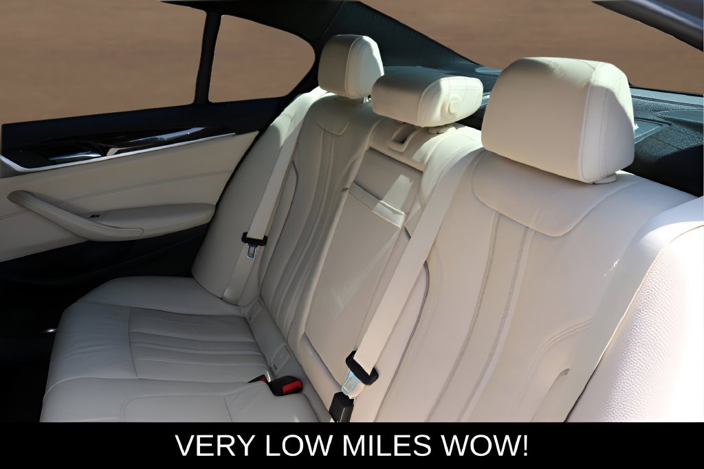 Used 2017 BMW 540i RWD image 14