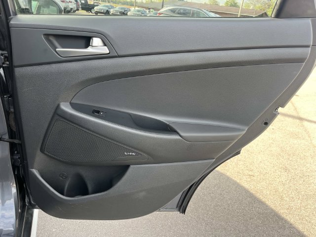 Used 2019 Hyundai Tucson Sport FWD image 22
