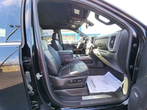 Used 2022 Chevrolet Silverado 3500 High Country w/ Z71 Off-Road Package image 13