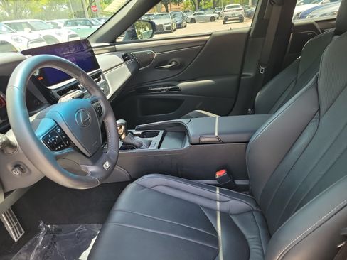 Used 2024 Lexus ES 350 F Sport w/ Accessory Package (Z2) FWD image 12