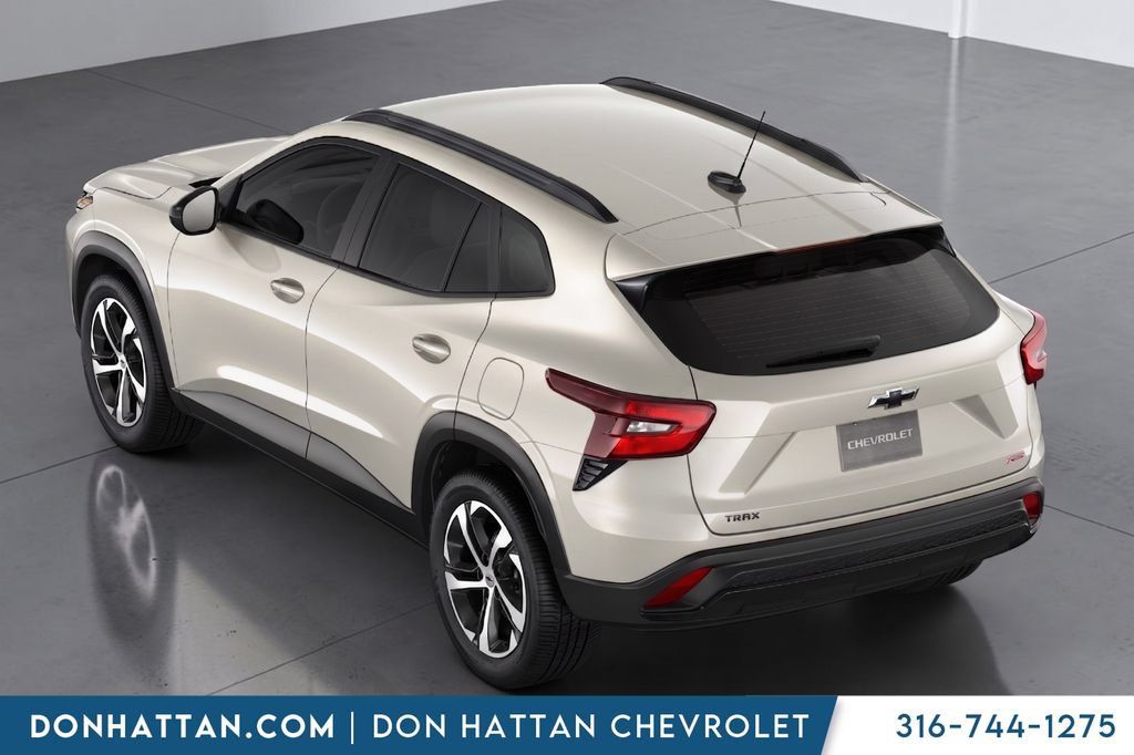 New 2026 Chevrolet Trax RS w/ Driver Confidence Package FWD image 2
