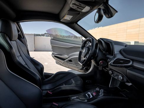 Used 2014 Ferrari 458 Italia Coupe image 22