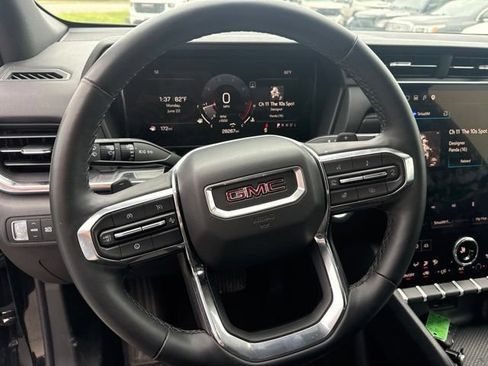 Used 2025 GMC Terrain Elevation FWD image 16