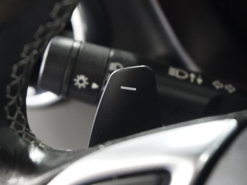 Used 2020 Chevrolet Camaro LS RWD image 17