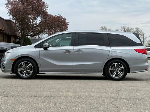 Used 2020 Honda Odyssey Touring image 2