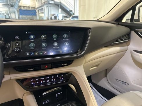 Used 2023 Buick Envision Avenir image 24