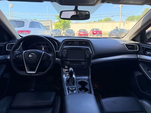 Used 2016 Nissan Maxima 3.5 SV FWD image 17