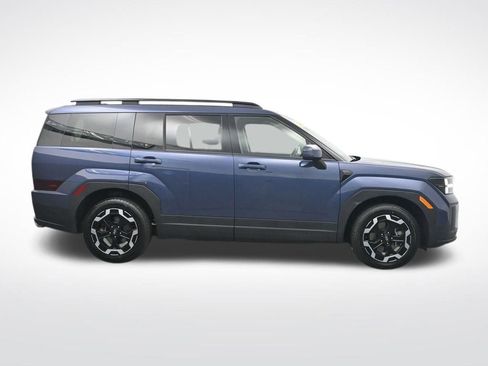 Used 2025 Hyundai Santa Fe SEL FWD image 4