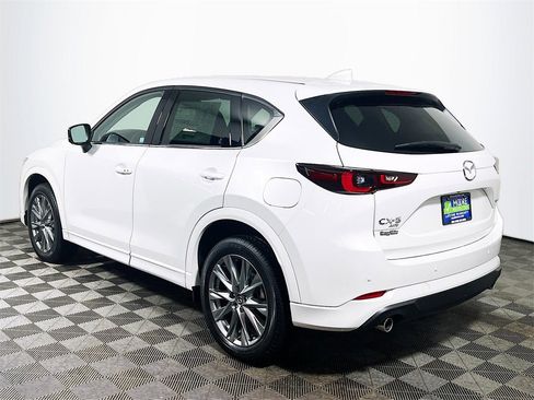New 2025 MAZDA CX-5 AWD 2.5 S w/ Premium Plus Pkg image 5