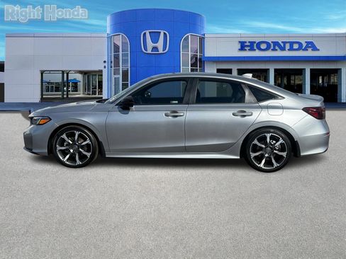 Used 2025 Honda Civic Sport Touring image 3