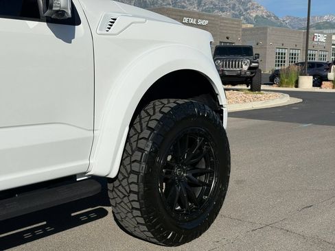 Used 2021 Ford F150 Raptor w/ Equipment Group 801A High AWD/4WD image 4