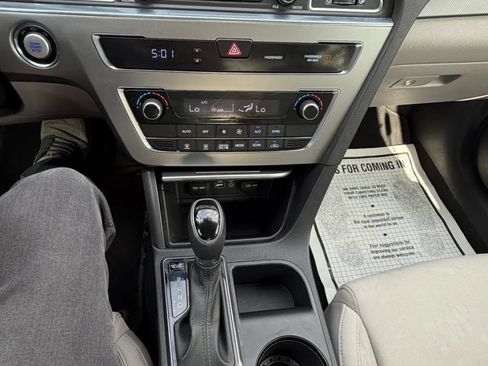 Used 2016 Hyundai Sonata SE FWD image 24