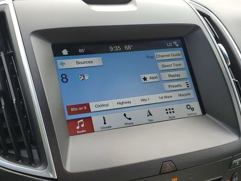Used 2016 Ford Edge Titanium w/ Equipment Group 302A AWD/4WD image 30