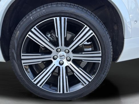 Used 2025 Volvo XC90 B6 Ultra w/ Protection Package AWD/4WD image 56