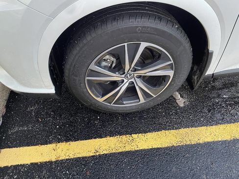 Used 2024 Lexus RX 350h image 4