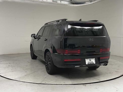 Used 2024 Hyundai Santa Fe Calligraphy AWD/4WD image 3