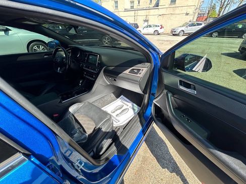 Used 2018 Hyundai Sonata Sport image 9