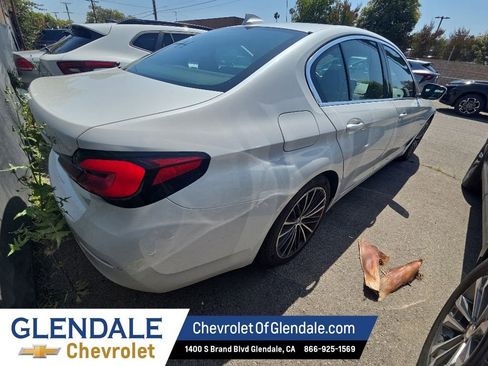 Used 2023 BMW 530e RWD image 7