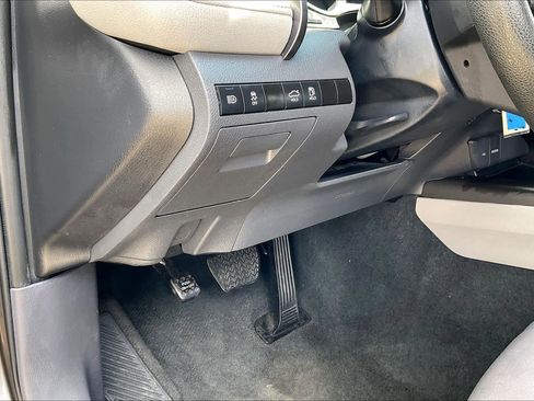 Used 2023 Toyota Camry LE FWD image 28