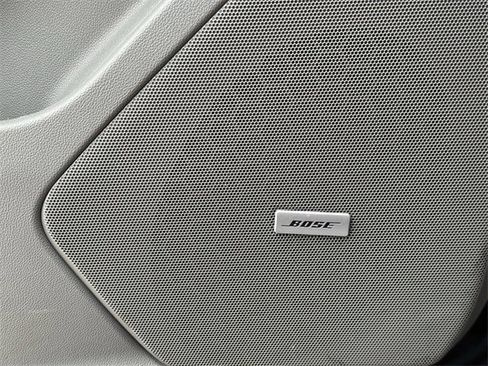 Used 2019 Cadillac XT5 Premium Luxury image 24