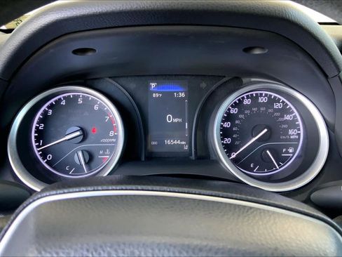 Used 2022 Toyota Camry LE FWD image 26