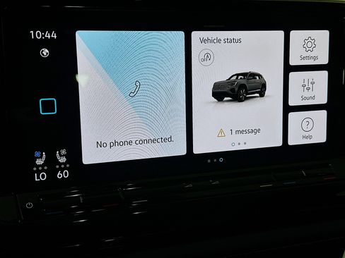 Used 2025 Volkswagen Atlas SE FWD image 21