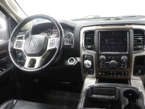Used 2018 RAM 1500 Laramie w/ Convenience Group AWD/4WD image 23
