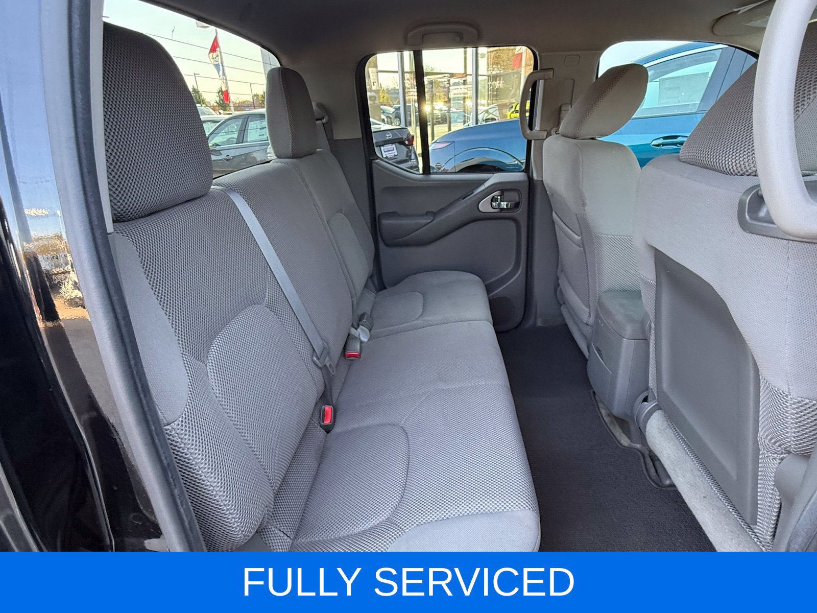Used 2012 Nissan Frontier SV w/ SV Premium Utility Pkg AWD/4WD image 17