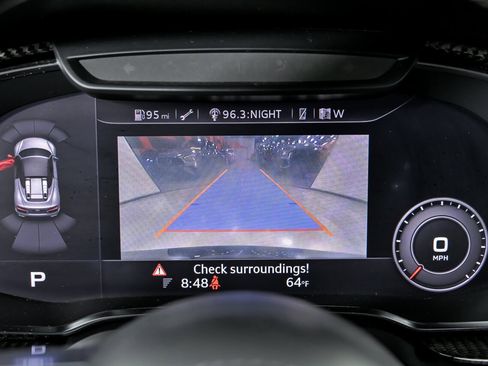 Used 2017 Audi R8 V10 w/ Carbon Exterior Package image 31