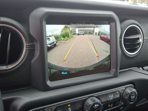 Used 2023 Jeep Wrangler Sahara w/ Cold Weather Group image 24