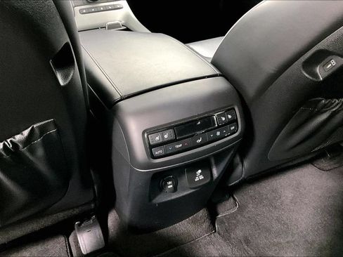Used 2025 Hyundai Palisade SEL FWD image 30