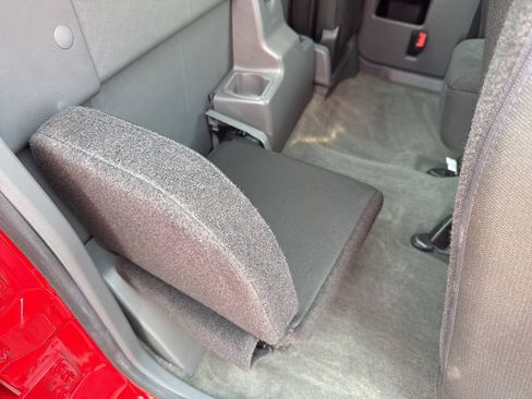Used 2011 Ford Ranger XLT w/ Bright Trim Group AWD/4WD image 25