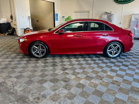 Used 2021 Mercedes-Benz A 220 4MATIC image 1
