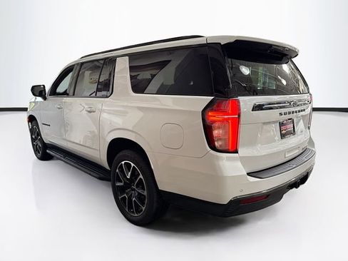 Used 2021 Chevrolet Suburban RST AWD/4WD image 8
