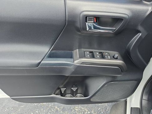 Used 2021 Toyota Tacoma TRD Sport RWD image 16