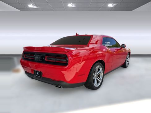 Used 2021 Dodge Challenger GT w/ Plus Package RWD image 9