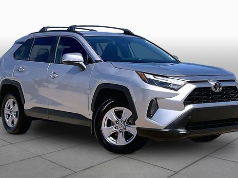 Used 2023 Toyota RAV4 XLE image 3