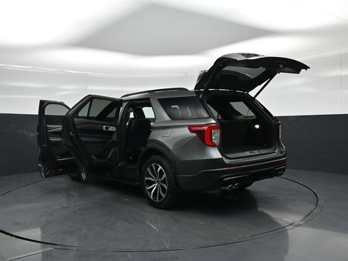 Used 2020 Ford Explorer ST w/ Premium Technology Package AWD/4WD image 37