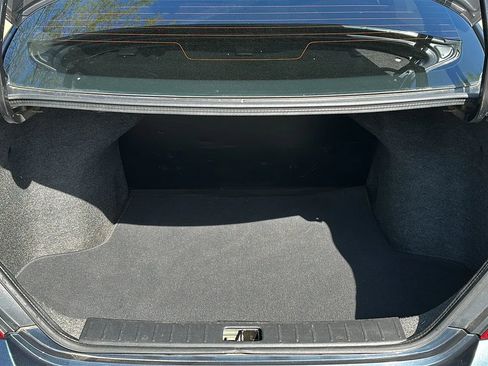 Used 2017 Nissan Versa S Plus image 12