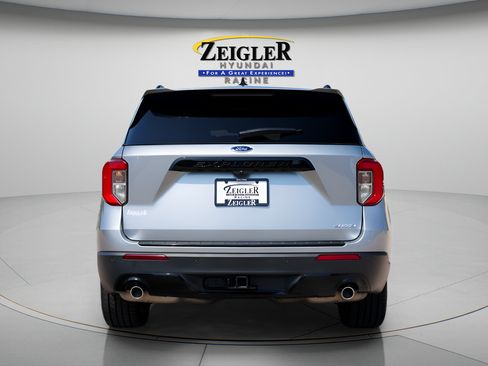 Used 2024 Ford Explorer ST-Line w/ Class IV Trailer Tow Package AWD/4WD image 6