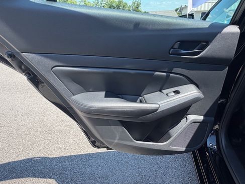 Used 2024 Nissan Altima 2.5 SV FWD image 44