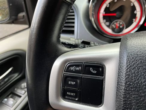 Used 2016 Dodge Grand Caravan SE w/ Quick Order Package 29E SE image 40