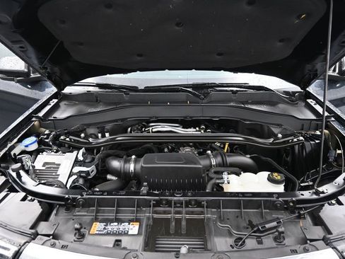 Used 2023 Ford Explorer Platinum w/ Technology Package AWD/4WD image 27