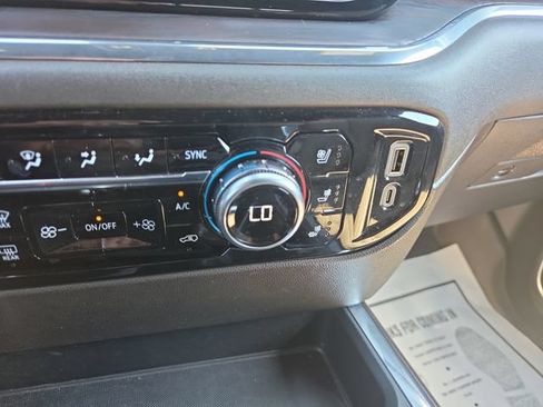Used 2025 GMC Sierra 1500 SLT w/ SLT Premium Plus Package AWD/4WD image 18