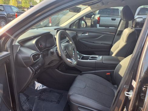 Used 2023 Hyundai Santa Fe SE FWD image 22